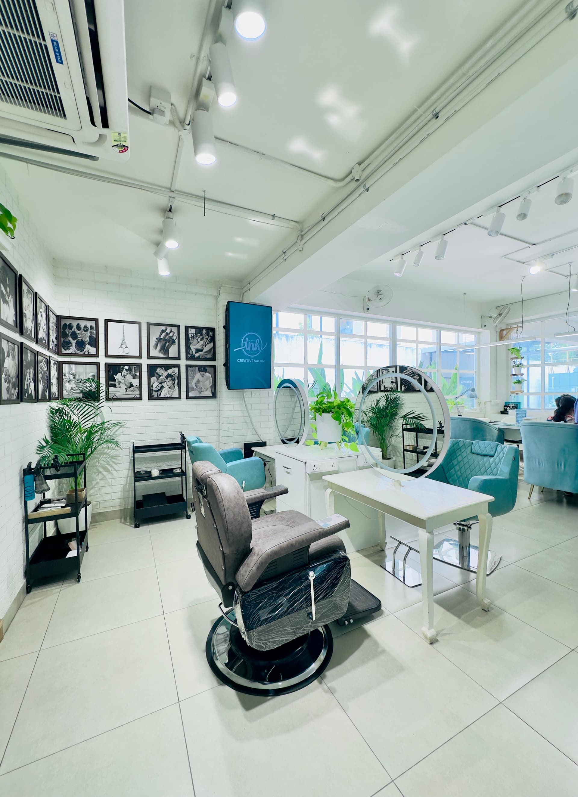 The Nail Hue Salon